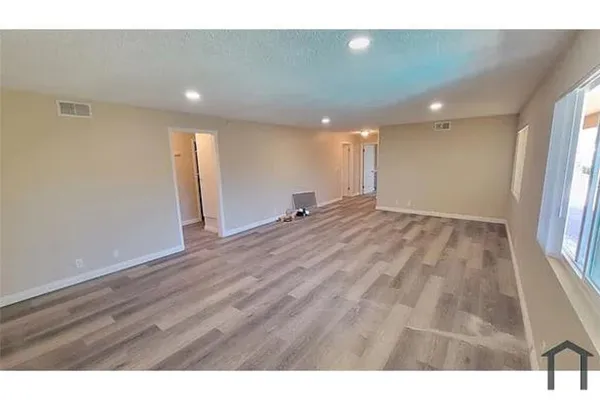 $3,800 | 811 Orchid Court, Unit L, Upland, CA 91786