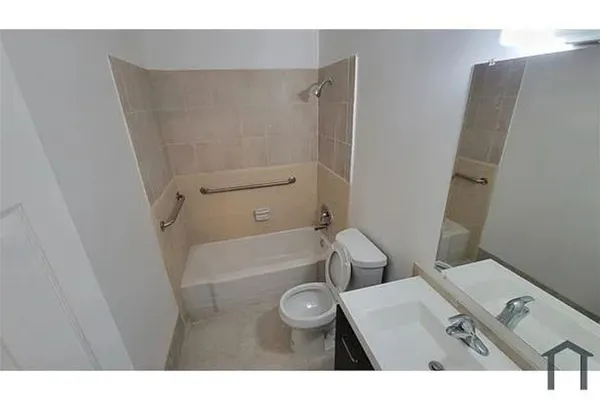 $3,800 | 811 Orchid Court, Unit L, Upland, CA 91786