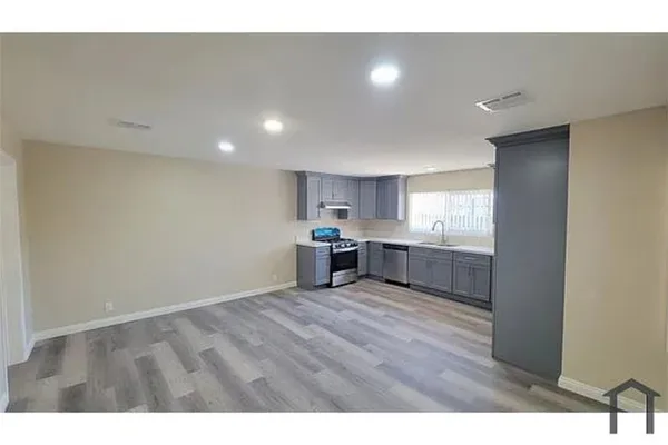 $3,800 | 811 Orchid Court, Unit L, Upland, CA 91786