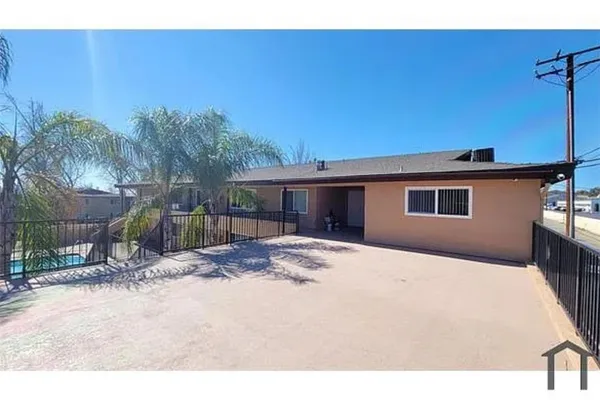 $3,800 | 811 Orchid Court, Unit L, Upland, CA 91786