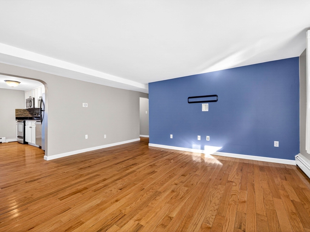 36 Westgate Road, Unit 1 Boston, MA 02467 - Photo 5 of 21