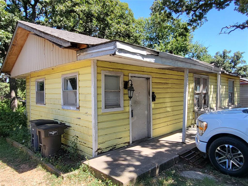 3605 Rufus Street Fort Worth, TX 76119 - Photo 1 of 4