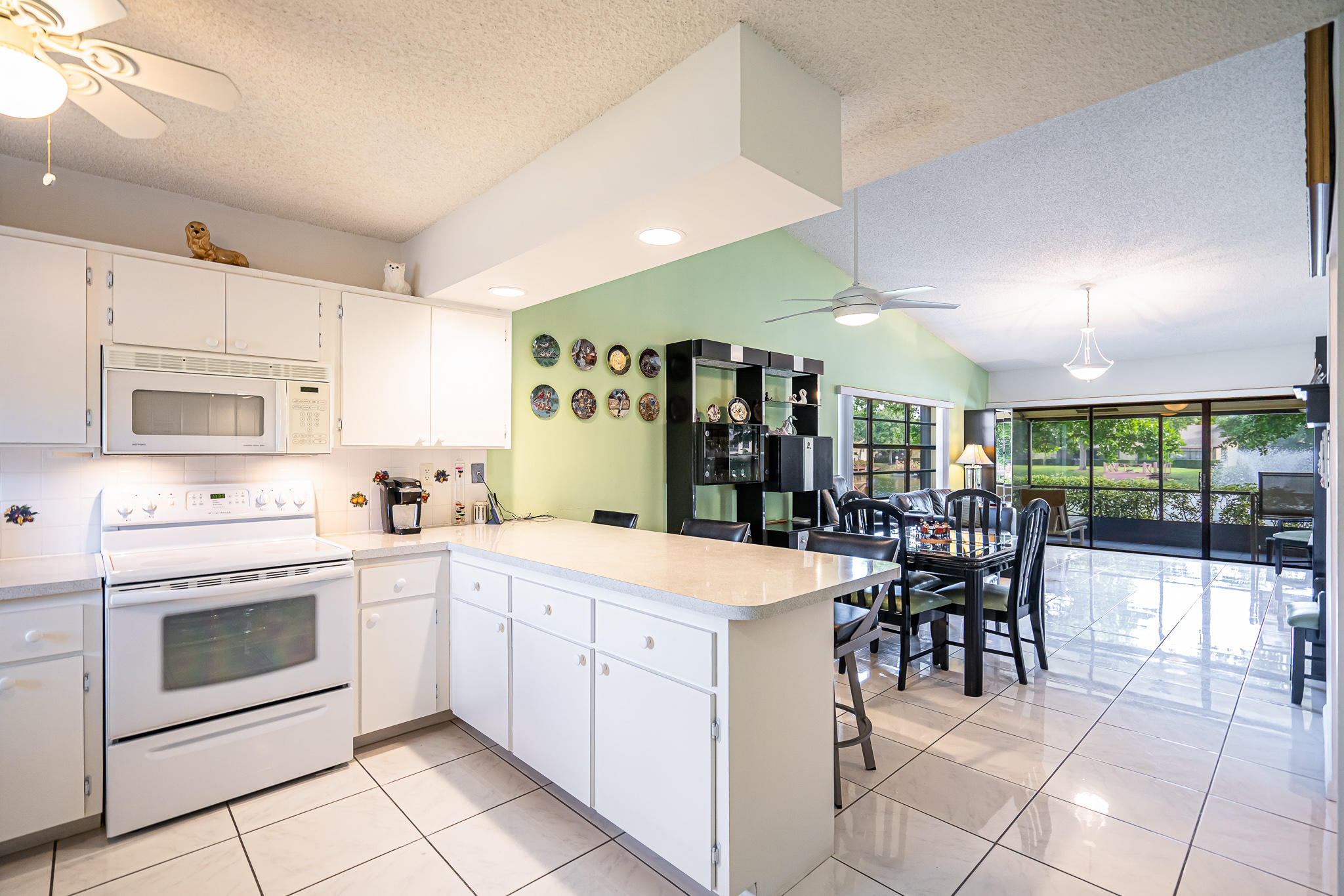 753 Banks Road, Unit 753 Margate, FL 33063 - Photo 10 of 37 DSC00854