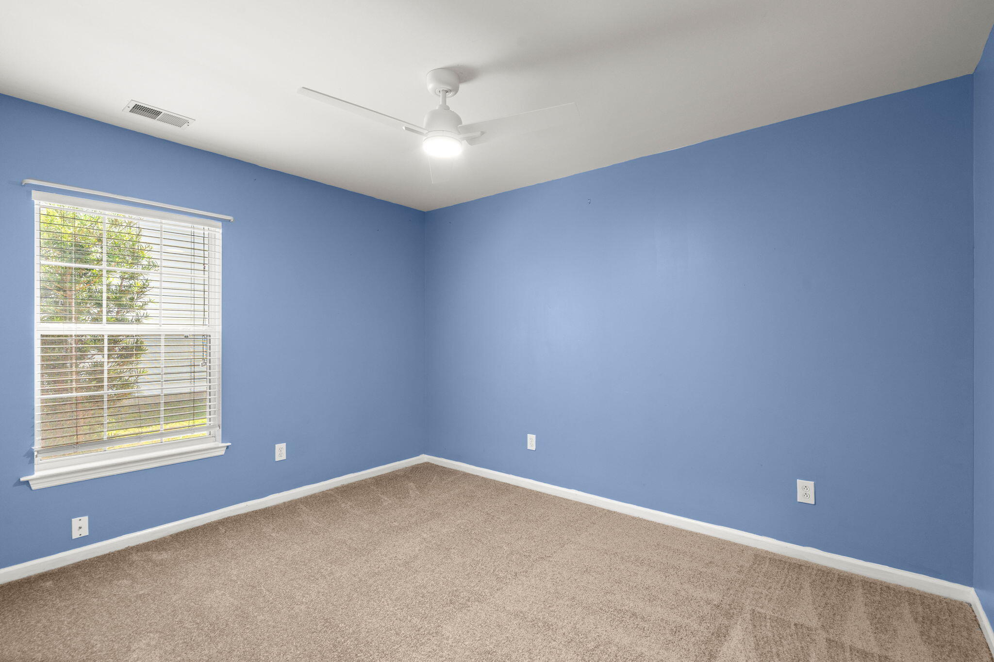 569 Pointe Of Oaks Road Summerville, SC 29485 - Photo 29 of 42 29