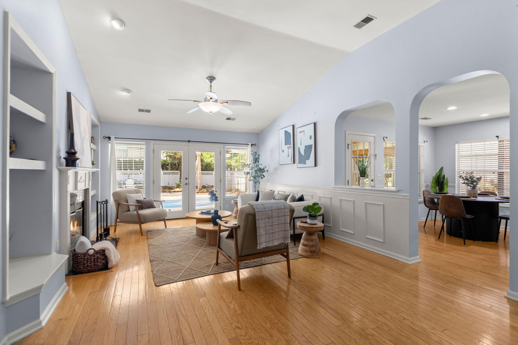 569 Pointe Of Oaks Road Summerville, SC 29485 - Photo 7 of 42 7
