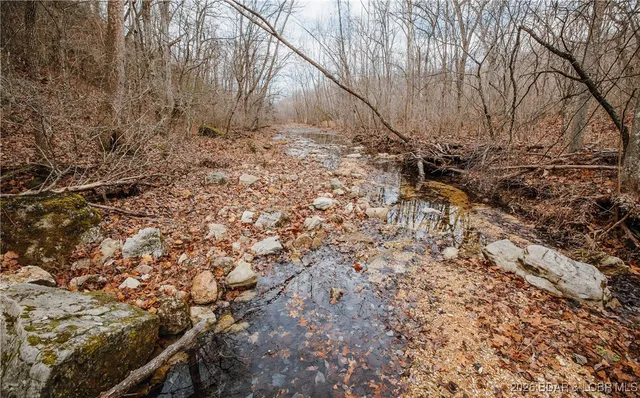 $540,400 | 216 Medley Lane, Eldridge, MO 65463