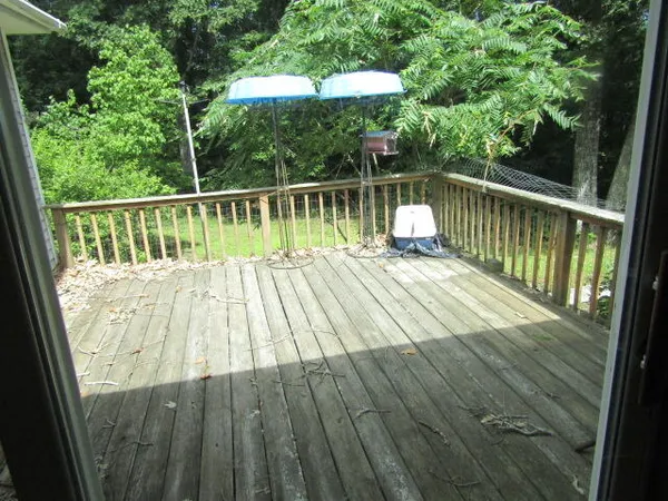 $342,000 | 22 Shamrock Lane, Damariscotta, ME 04543
