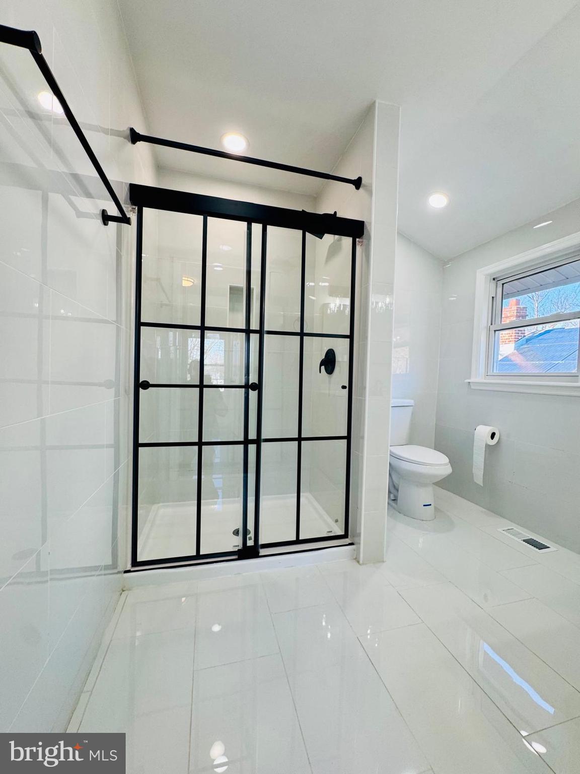 552 Merchant Street Cherry Hill, NJ 08002 - Photo 4 of 15