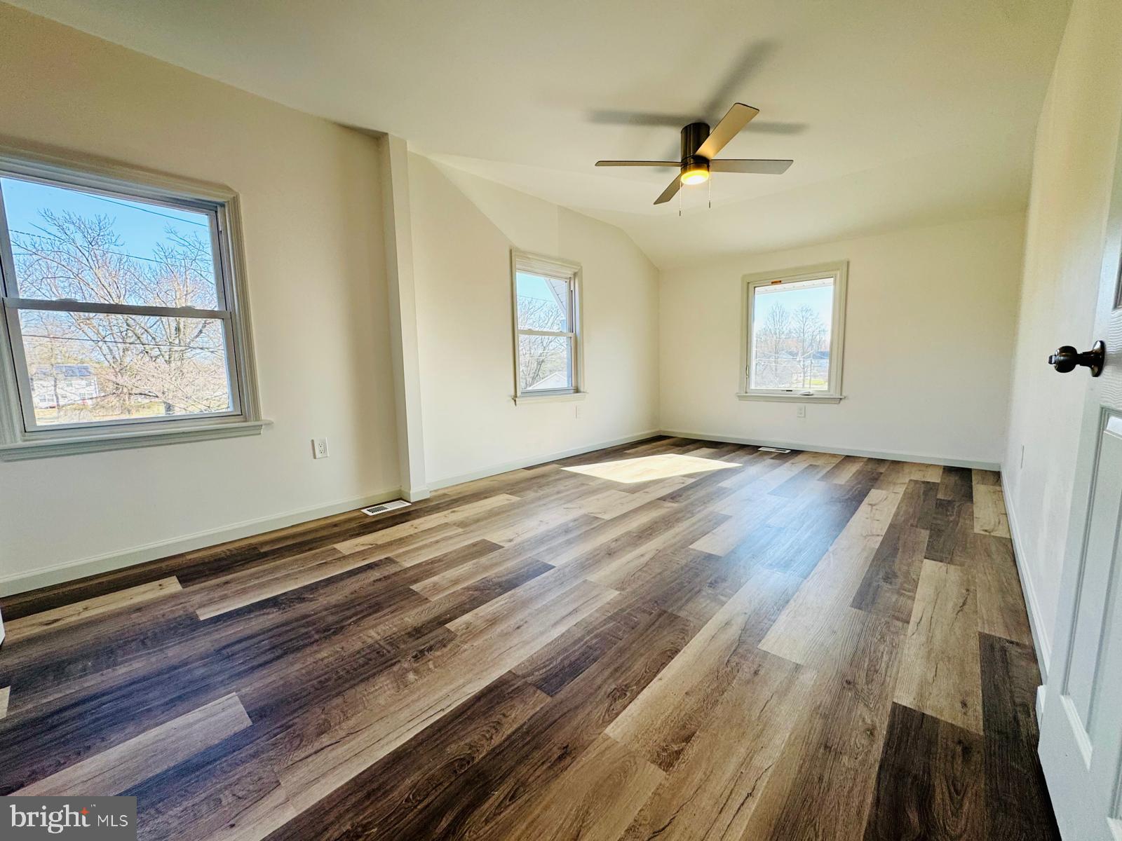 552 Merchant Street Cherry Hill, NJ 08002 - Photo 7 of 15