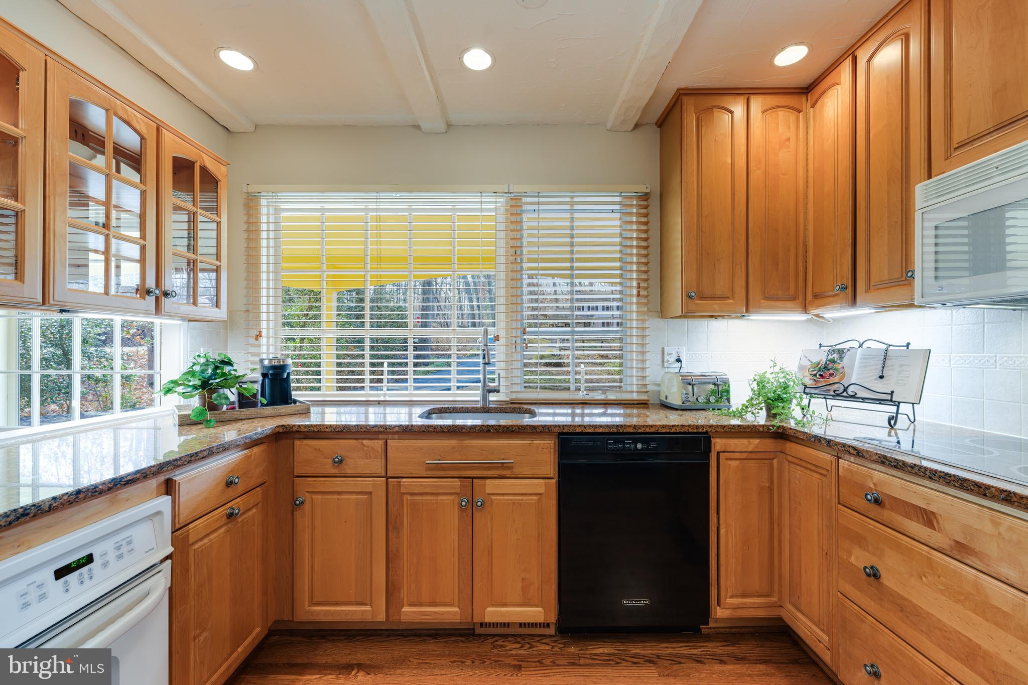 2423 Pony Lane Reston, VA 20191 - Photo 20 of 47 Gallery Image 20