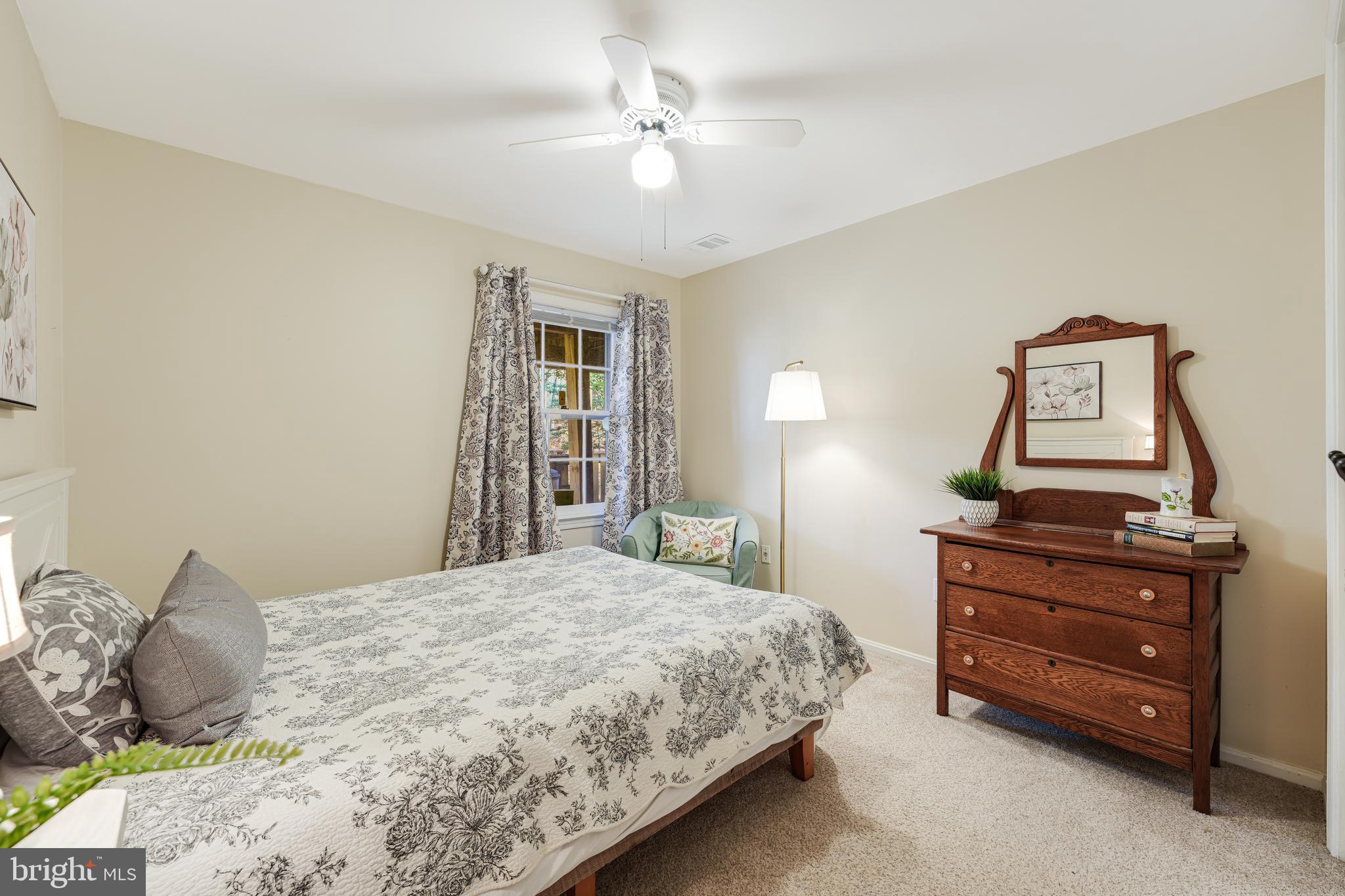 2423 Pony Lane Reston, VA 20191 - Photo 38 of 47 Gallery Image 38