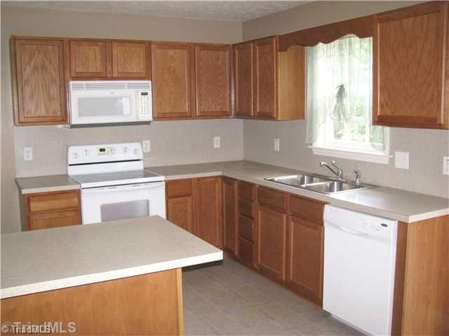 1045 Laurel Crest Road King, NC 27021 - Photo 4 of 13 Kitchen.