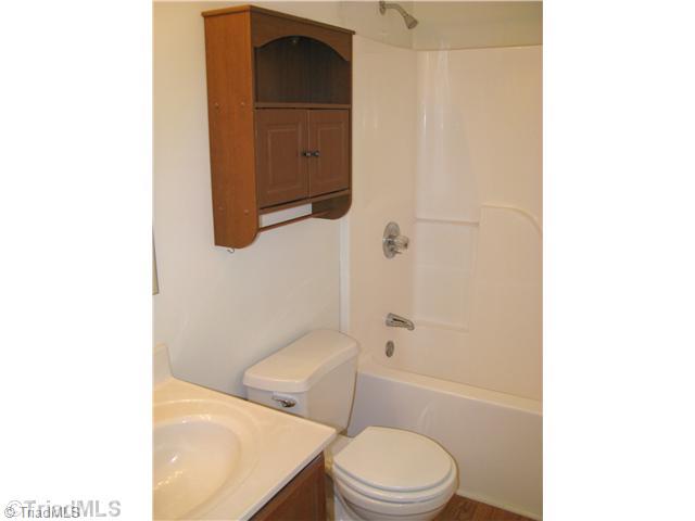 1045 Laurel Crest Road King, NC 27021 - Photo 8 of 13 Master Bath/Spa.
