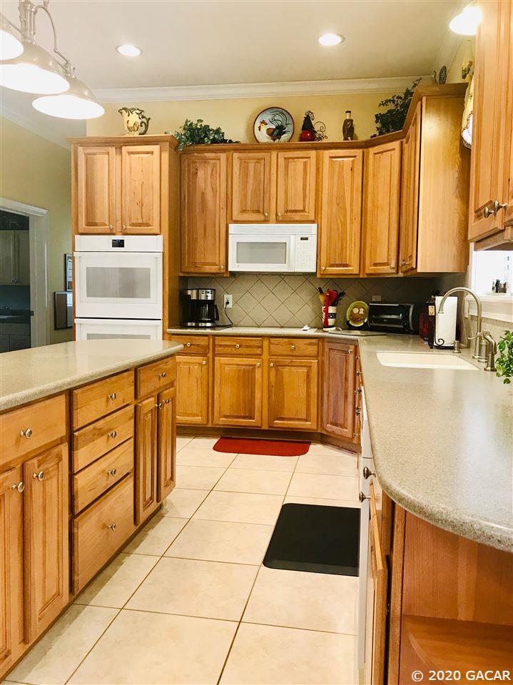 1907 Southwest 120th Terrace Gainesville, FL 32607 - Photo 6 of 30 Gallery Image 6