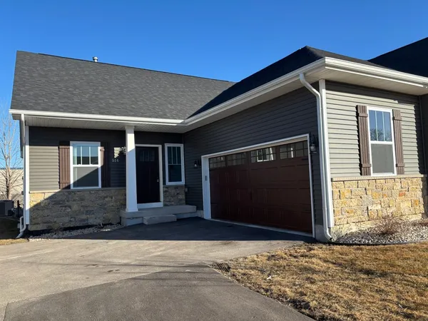 $304,900 | 514 Anjali Court, Unit L, Sycamore, IL 60178