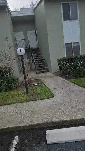 $70,000 | 572 Bahia Circle, Unit B #205, Ocala, FL 34472