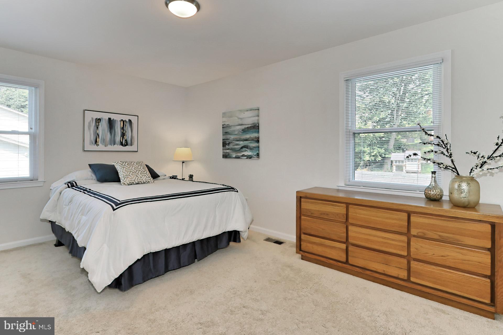 9110 Rockefeller Lane Springfield, VA 22153 - Photo 23 of 56 Primary bedroom
