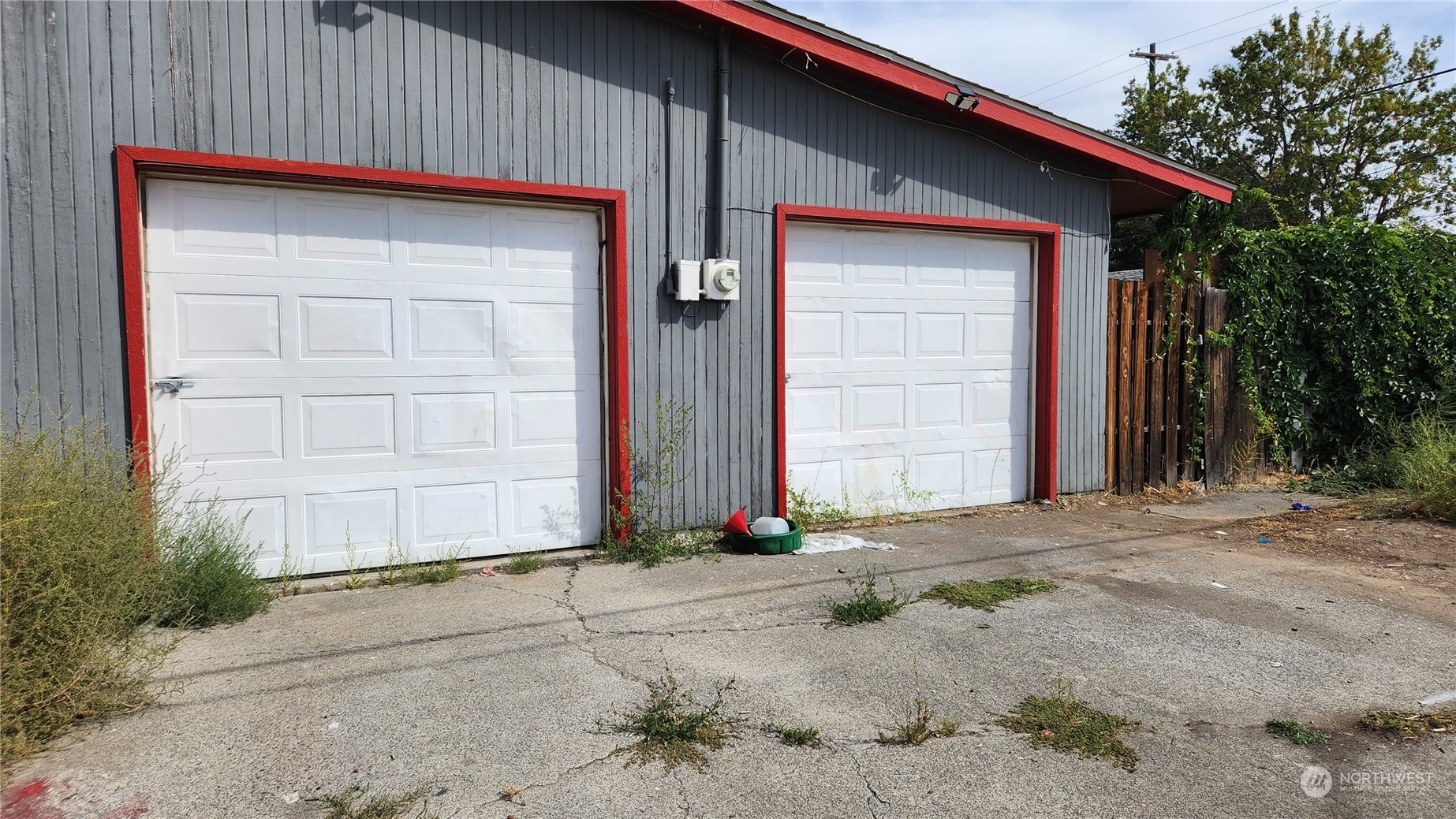 9015 Bong Loop, Unit 9017 Moses Lake, WA 98837 - Photo 26 of 26 a house with a outdoor space