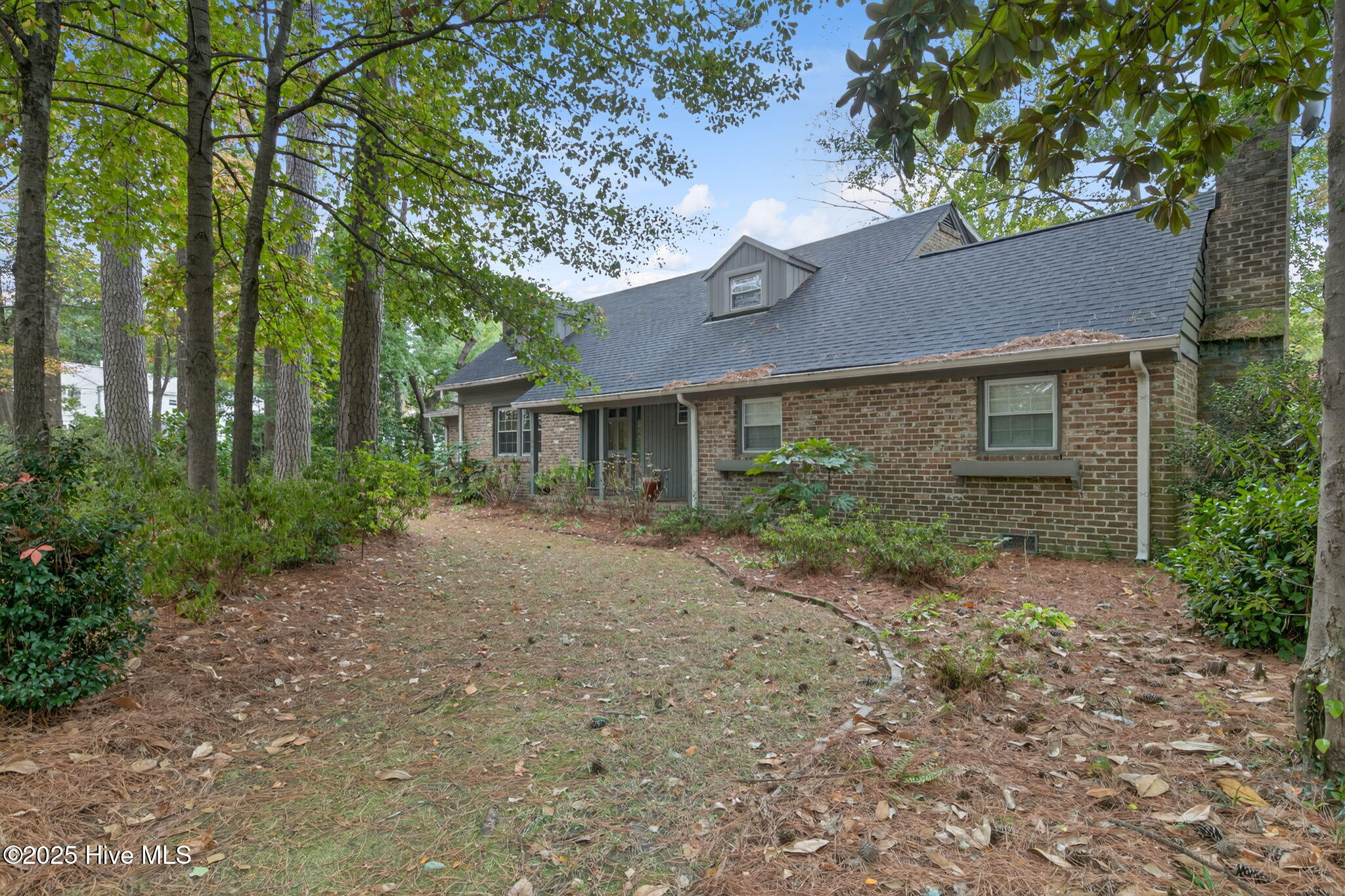 1003 Treemont Road Northwest Wilson, NC 27896 - Photo 3 of 42 3-web-or-mls-1003-treemont-rd-nw-wilson-