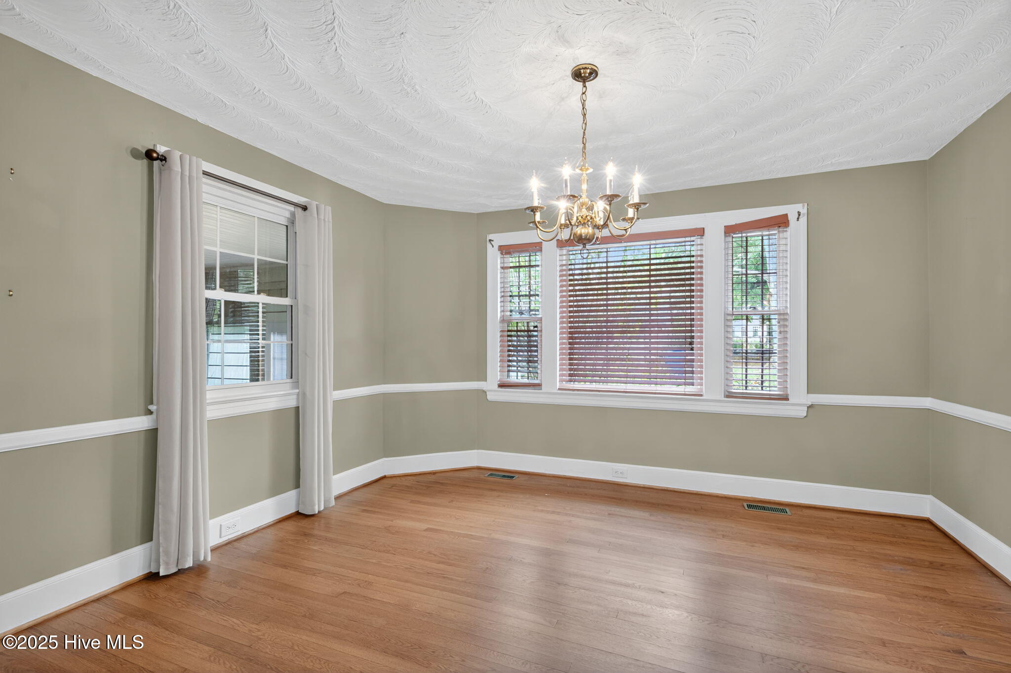 1003 Treemont Road Northwest Wilson, NC 27896 - Photo 10 of 42 9-web-or-mls-1003-treemont-rd-nw-wilson-