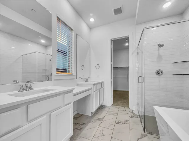 $490,000 | 510 Rita Blanca Drive, Webster, TX 77598