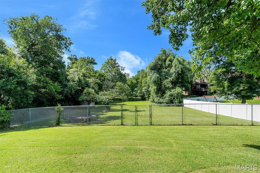 2948 Yaeger Road St. Louis, MO 63129 - Photo 35 of 47 Gallery Image 35