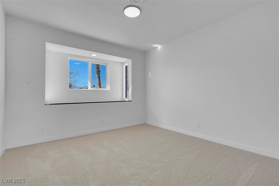 2116 Fuller Road Las Vegas, NV 89108 - Photo 28 of 32 Gallery Image 28