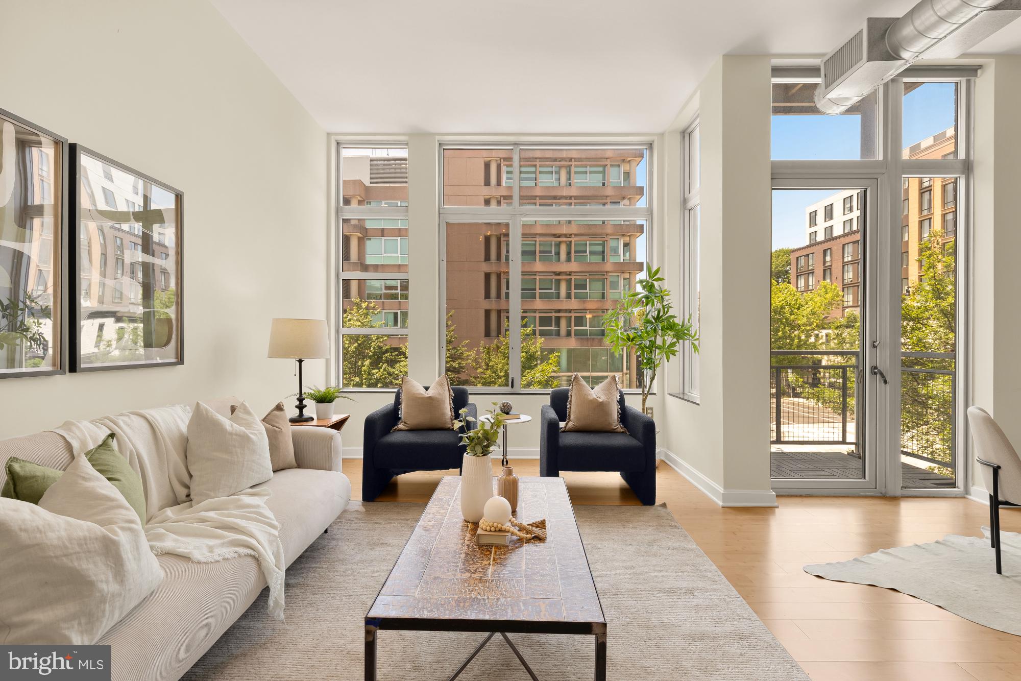 1390 V Street Northwest, Unit 203 Washington, DC 20009 - Photo 3 of 29