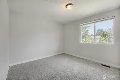 $499,950 | 5517 39th Avenue Southeast, Lacey, WA 98503