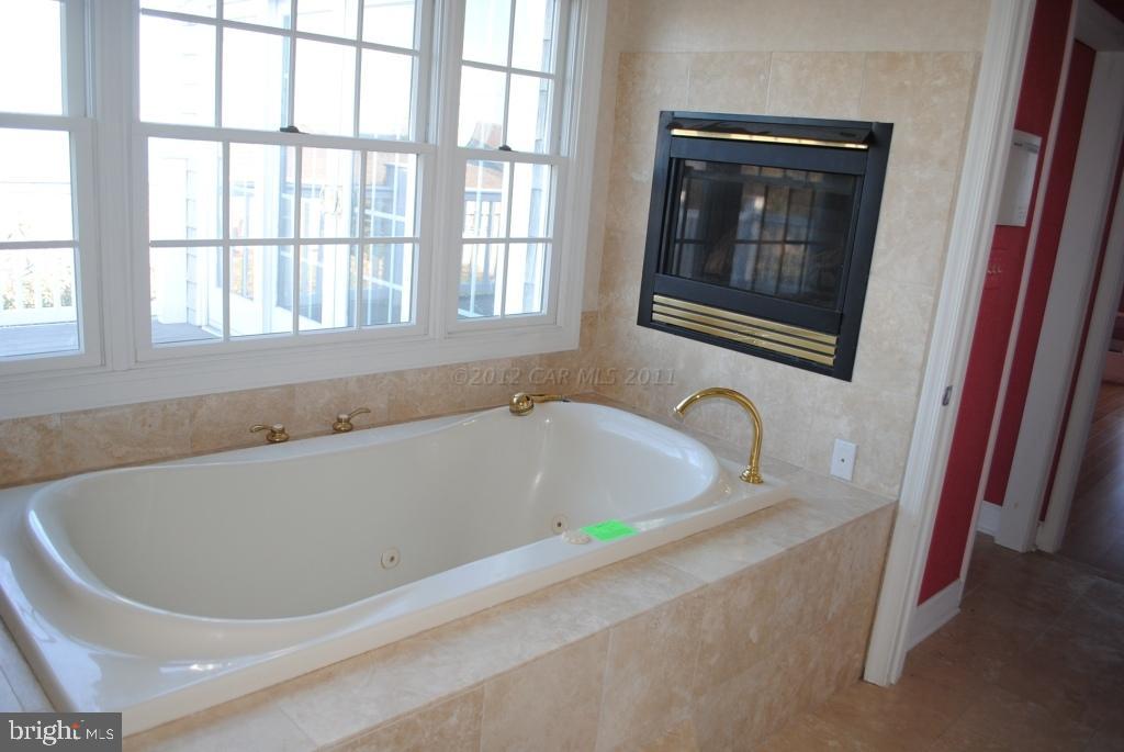 13032 North Shore Road Ocean City, MD 21842 - Photo 23 of 29 Gallery Image 23