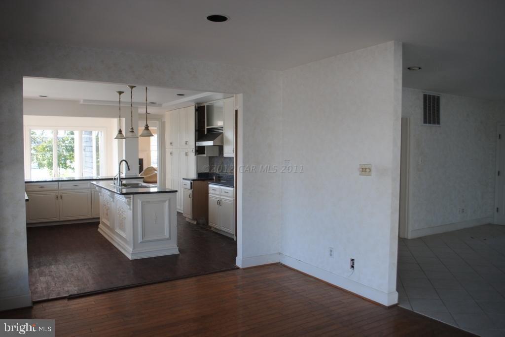 13032 North Shore Road Ocean City, MD 21842 - Photo 9 of 29 Gallery Image 9