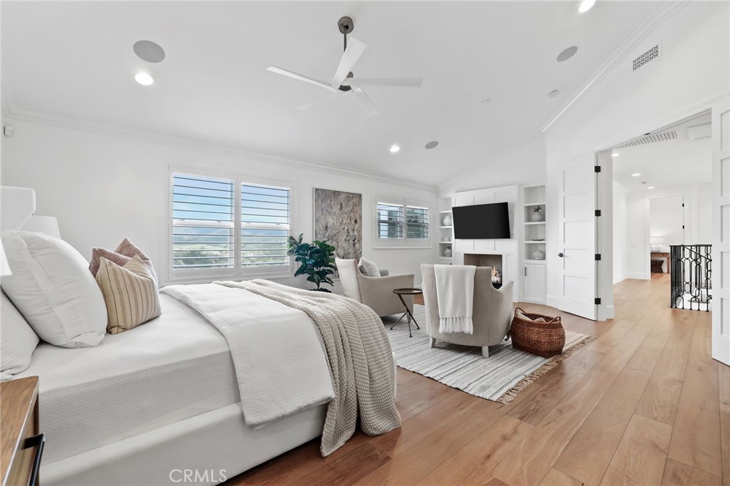 48 Panorama Coto de Caza, CA 92679 - Photo 32 of 66 a bedroom with bed a flat tv screen and a view of the kitchen