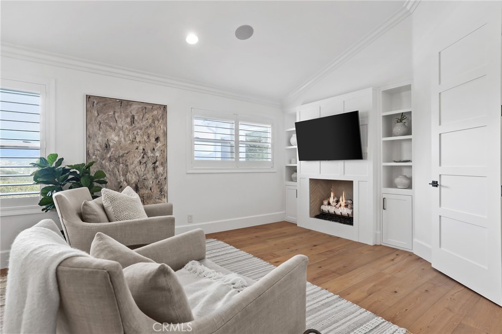 48 Panorama Coto de Caza, CA 92679 - Photo 34 of 66 a living room with furniture and a flat screen tv