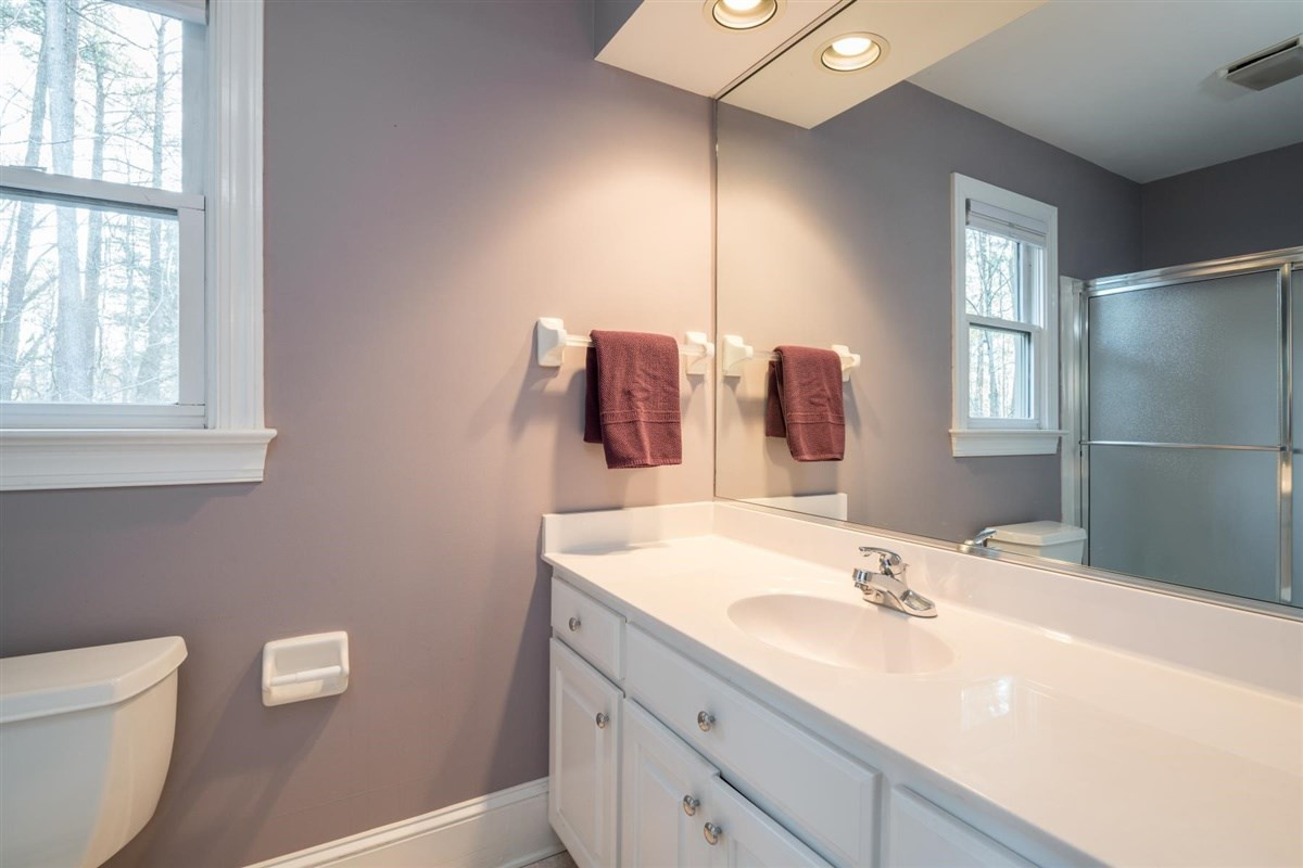 3910 Chippenham Road Durham, NC 27707 - Photo 25 of 30 Attached Bath