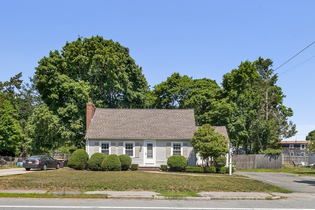 472 Ralph Talbot Street Weymouth, MA 02190 - Photo 1 of 22 Gallery Image 1
