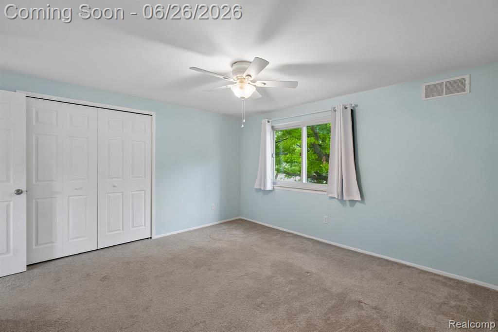 6046 Wedgewood Road Canton, MI 48187 - Photo 33 of 46