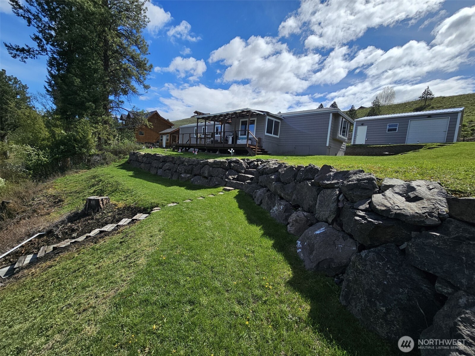 7 Bremner Lane Republic, WA 99166 - Photo 11 of 40