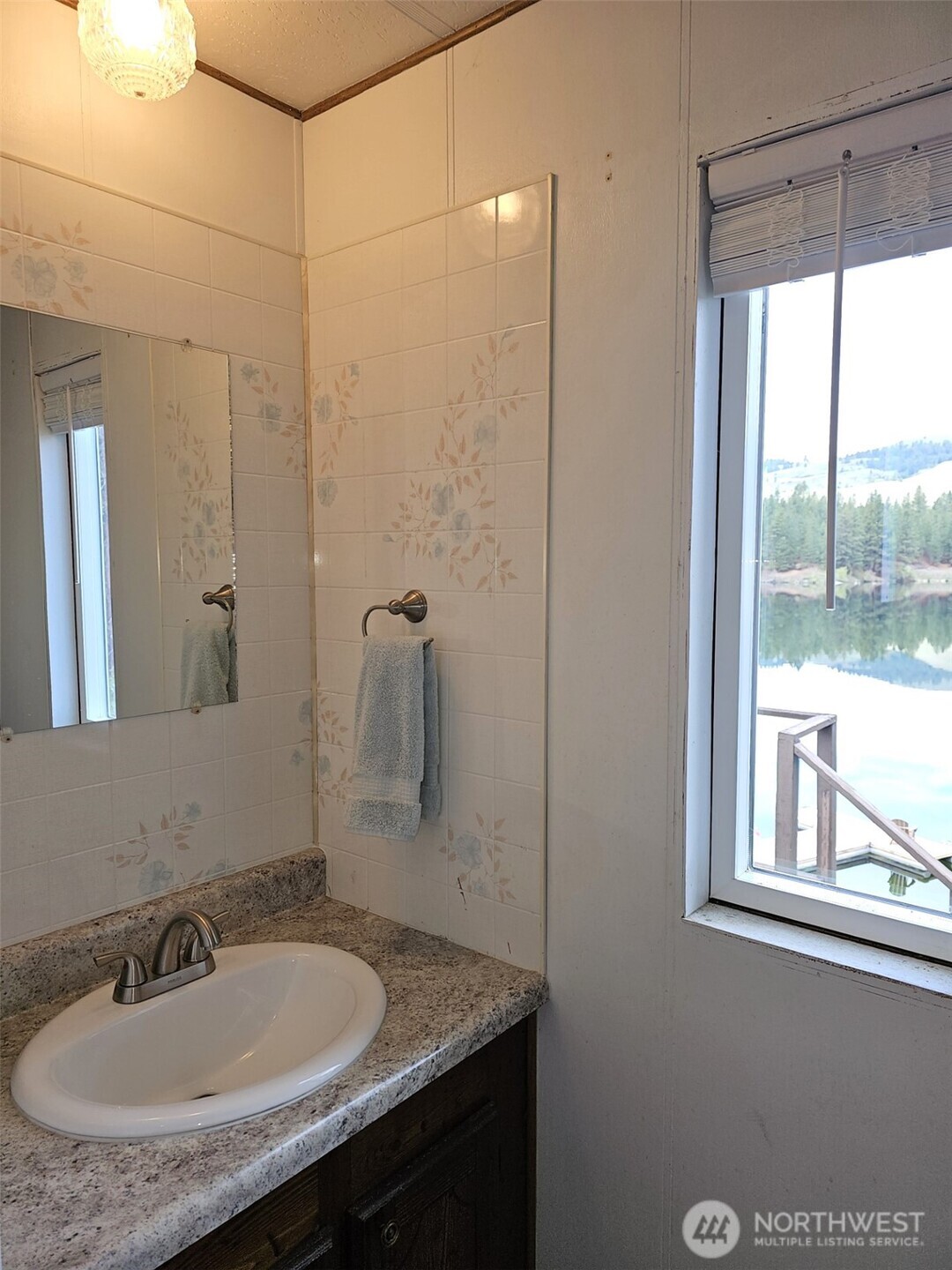 7 Bremner Lane Republic, WA 99166 - Photo 24 of 40