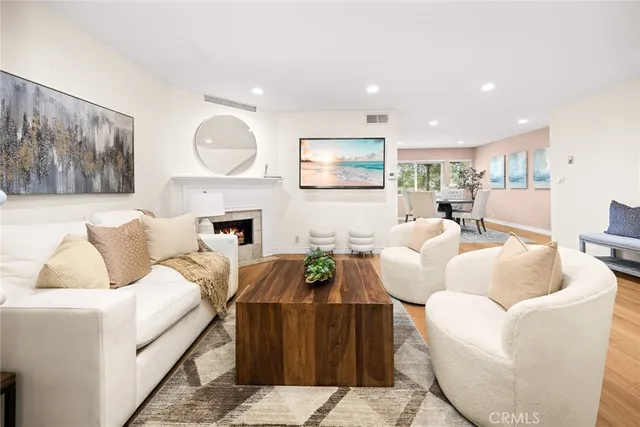 $898,000 | 2441 Loma Vista Street, Pasadena, CA 91104