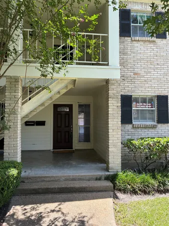 $162,500 | 13026 Trail Hollow Drive, Unit 3026, Houston, TX 77079