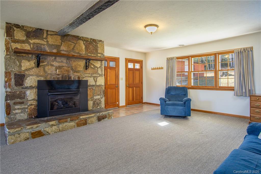 134 Hoyt Road Rosman, NC 28772 - Photo 14 of 41 Gallery Image 14