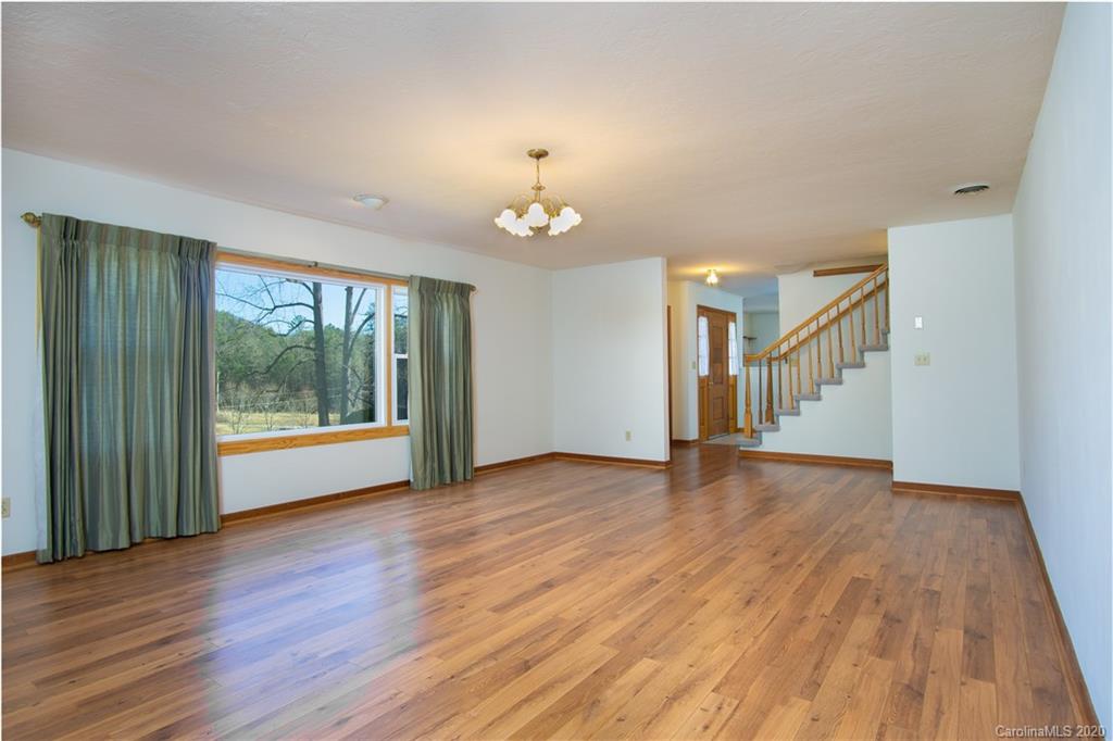 134 Hoyt Road Rosman, NC 28772 - Photo 21 of 41 Gallery Image 21