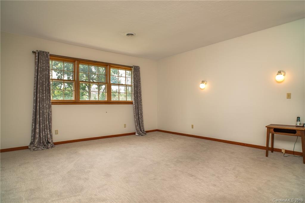 134 Hoyt Road Rosman, NC 28772 - Photo 25 of 41 Gallery Image 25