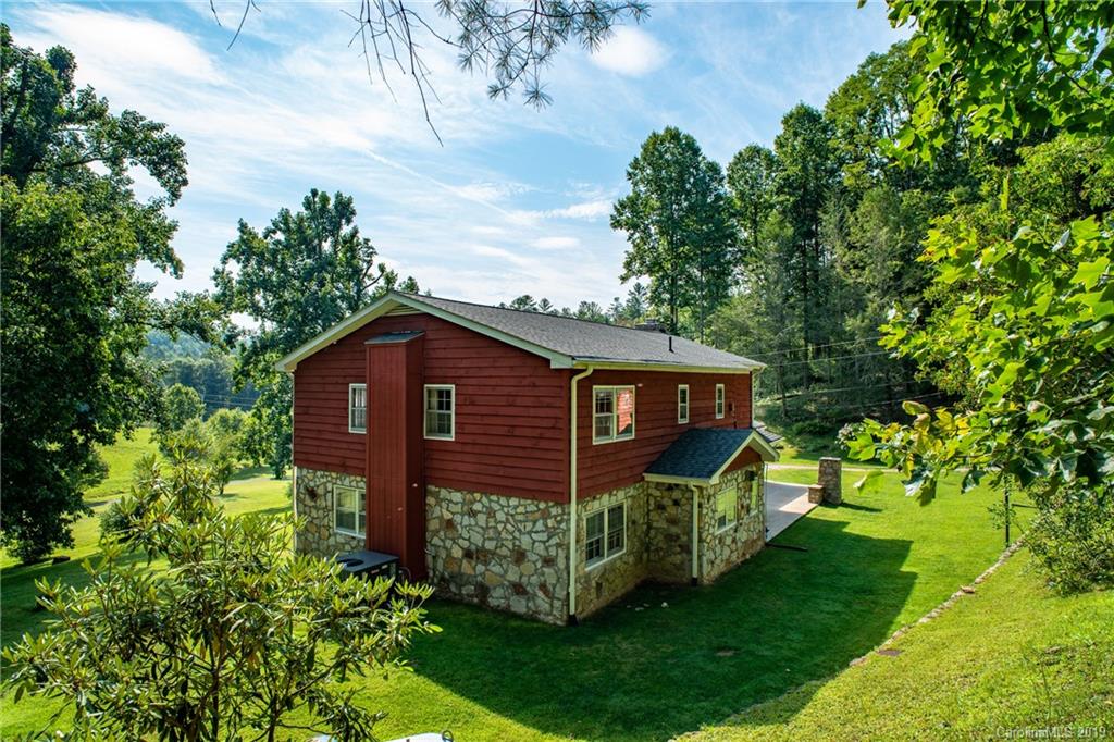134 Hoyt Road Rosman, NC 28772 - Photo 4 of 41 Gallery Image 4