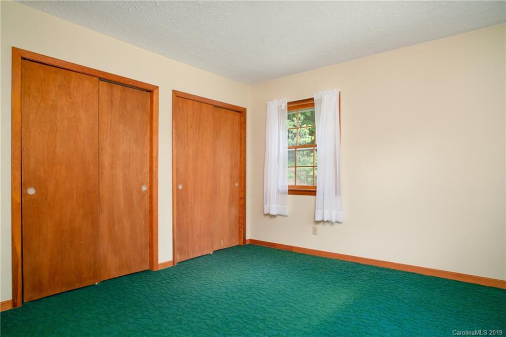 134 Hoyt Road Rosman, NC 28772 - Photo 32 of 41 Gallery Image 32