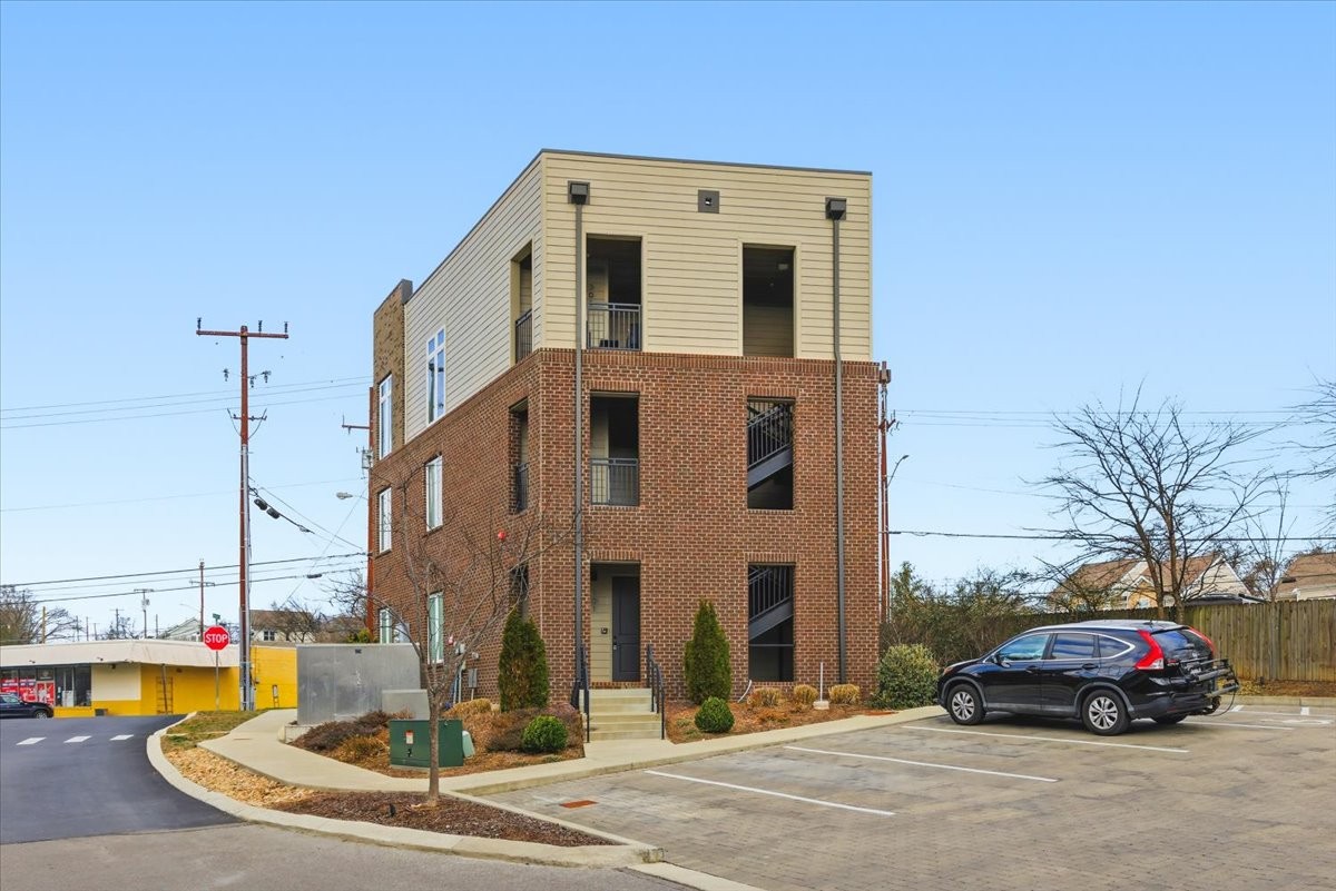 1509 Porter Road, Unit 301 Nashville, TN 37206 - Photo 23 of 31