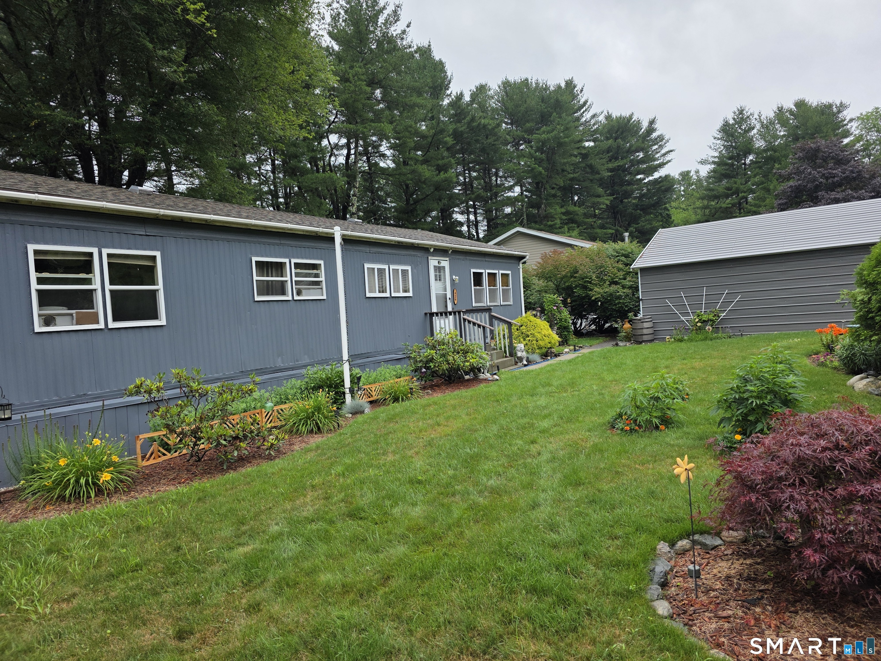 439 Putnam Pike Killingly, CT 06241 - Photo 14 of 16