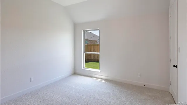 $559,900 | 354 Lacey Oak, Castroville, TX 78009