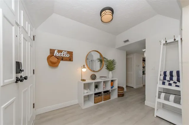 $4,500 | 2900 Gulf Boulevard, Unit 204, Belleair Beach, FL 33786