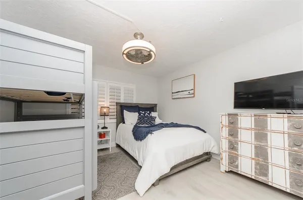 $4,500 | 2900 Gulf Boulevard, Unit 204, Belleair Beach, FL 33786